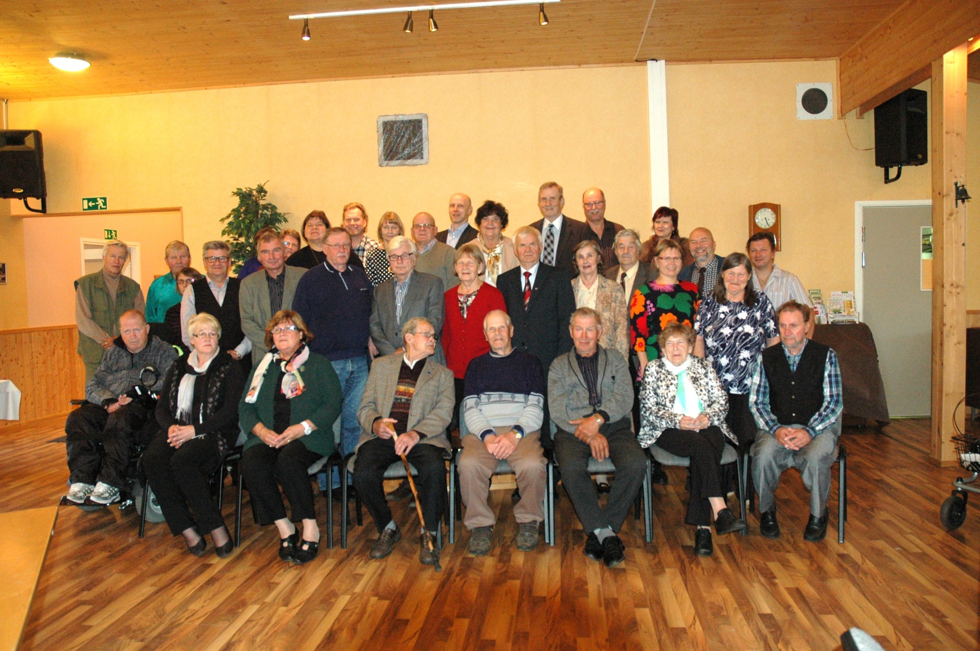 Yhteiskuva sukukokouksesta 2008